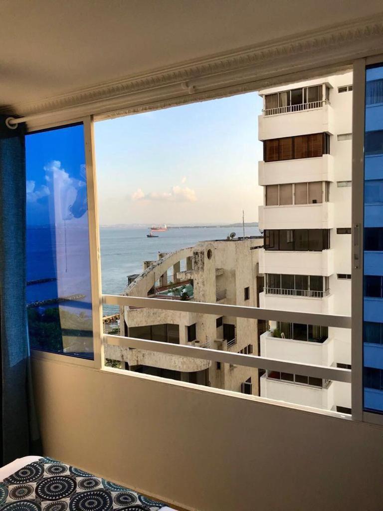 Apartamento El Laguito, Edificio El Conquistador