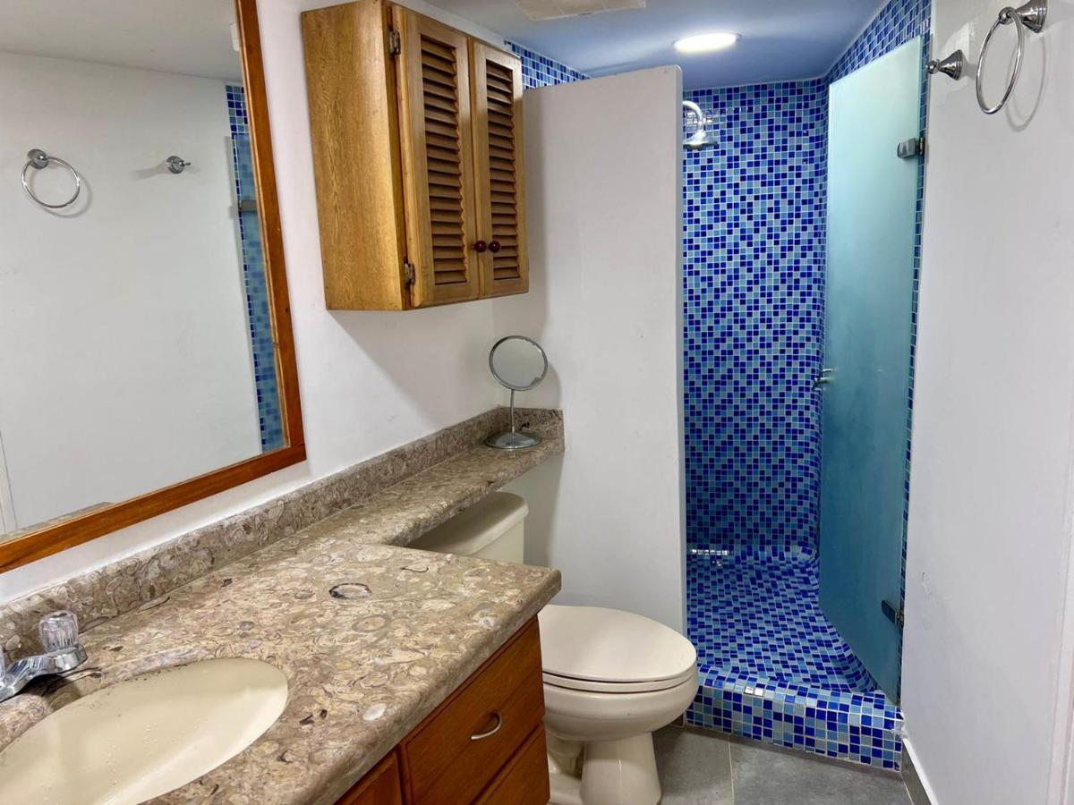 El Laguito, Edificio El Conquistador Apartment