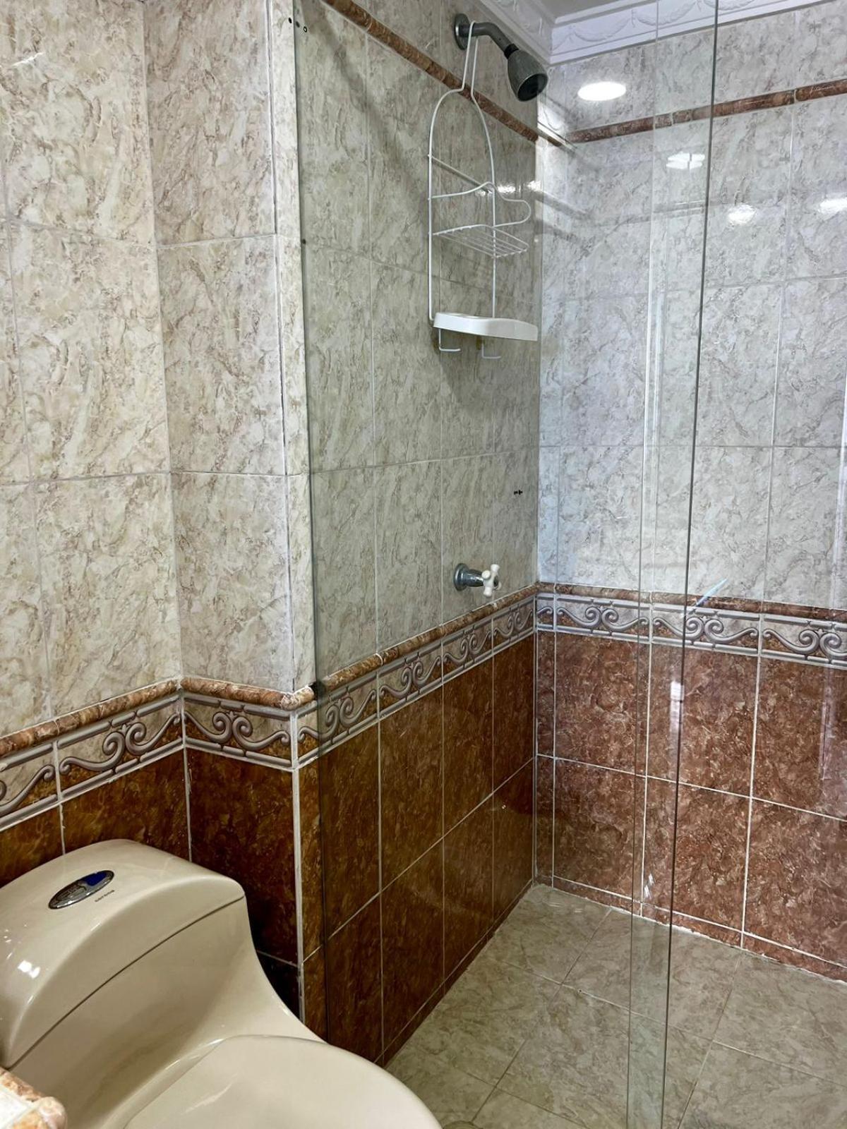 Apartamento El Laguito, Edificio El Conquistador