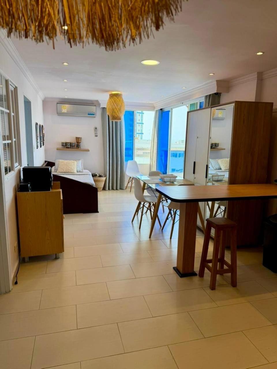 El Laguito, Edificio El Conquistador Apartamento *