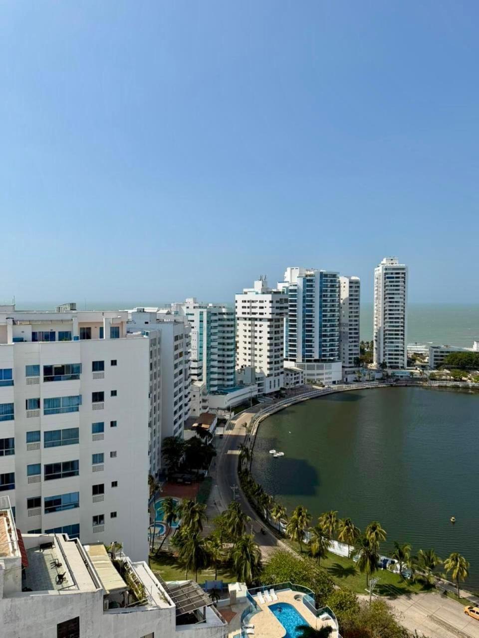 El Laguito, Edificio El Conquistador * Cartagena